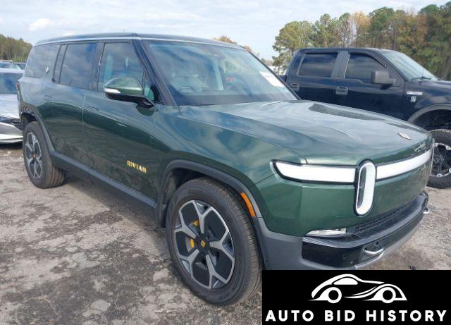 Rivian R1S Adventure 2023 Green
