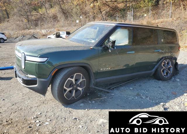Rivian R1S Adventure 2024 Green