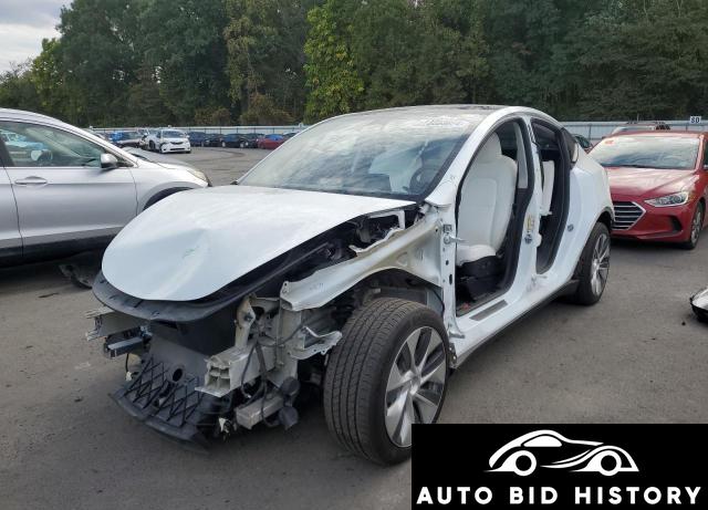 Tesla Model Y 2022 White