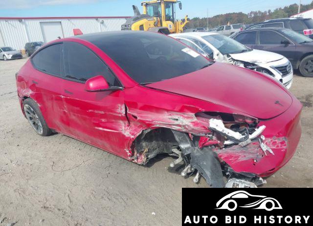 Tesla Model Y Long Range Dual Motor All-Wheel Drive 2022 Red U