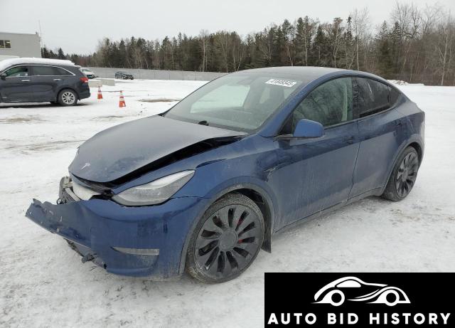 Tesla Model Y 2022 Blue