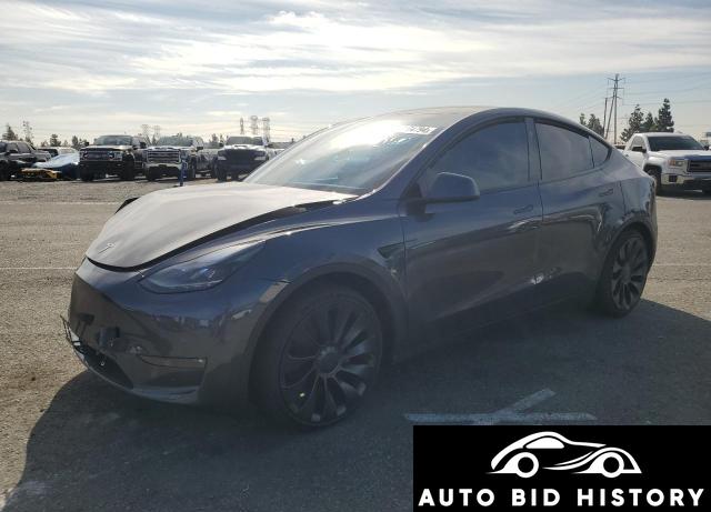 Tesla Model Y 2023 Gray