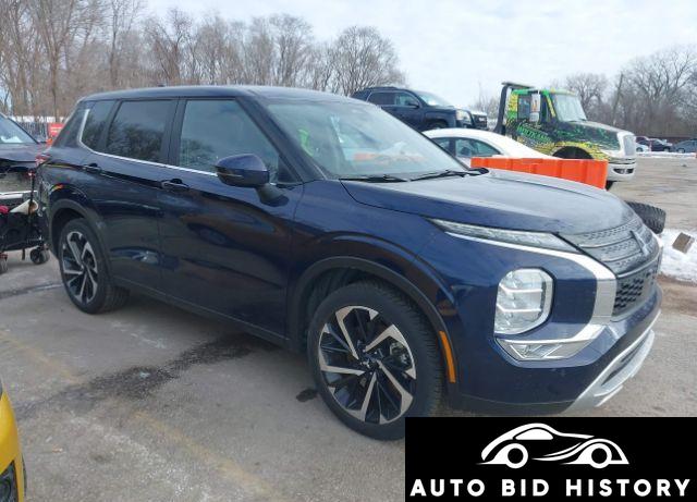 Mitsubishi Outlander Se 2.5 2Wd/Se Black Edition S-Awc/Se Black Edition W/Pano Roof S-Awc 2024 Blue 2.5L