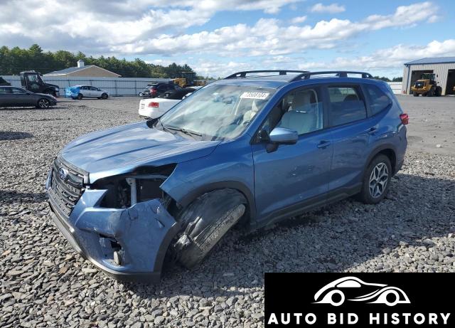 Subaru Forester Premium 2023 Blue 2.5L  4
