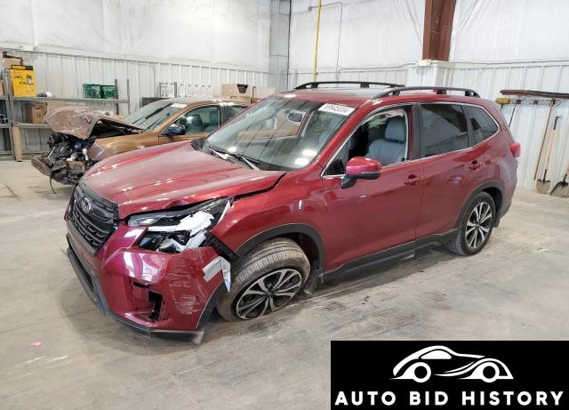 Subaru Forester Limited 2022 Burgundy 2.5L  4