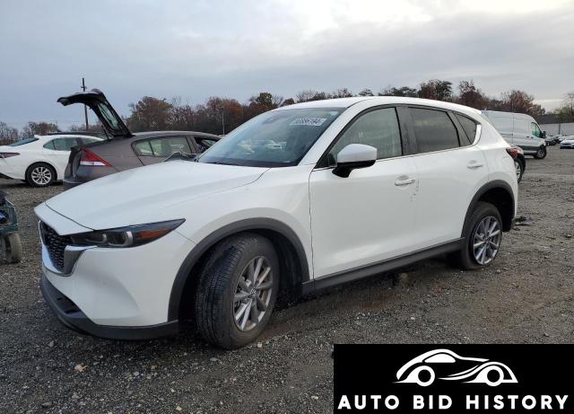 Mazda Cx-5 Select 2022 White 2.5L  4
