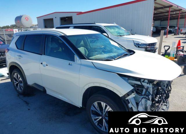 Nissan Rogue Sv Fwd 2023 White 1.5L