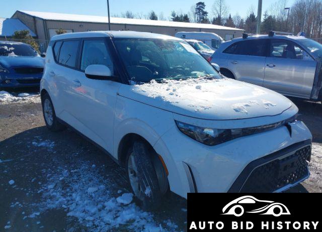 Kia Soul Lx 2024 White 2.0L