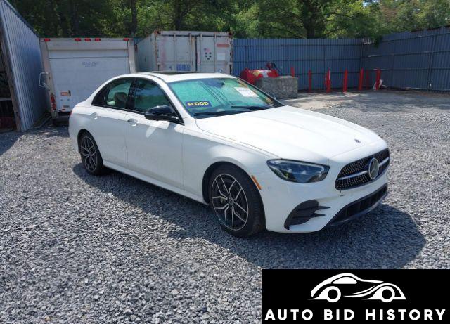 Mercedes-Benz E 350 2022 White 2.0L