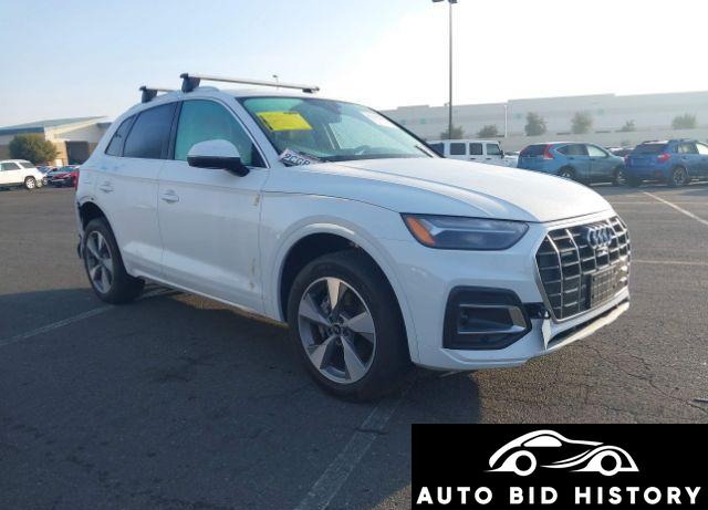 Audi Q5 Premium Plus 40 Tfsi Quattro S Tronic 2022 White 2.0L