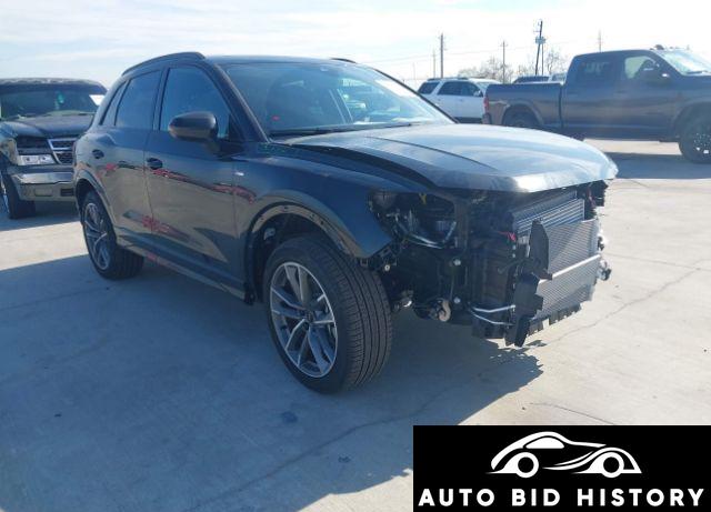 Audi Q3 Premium 45 Tfsi S Line Quattro Tiptronic 2024 Black 2.0L