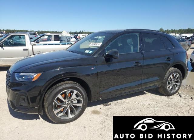 Audi Q5 Premium 45 2024 Black 2.0L  4