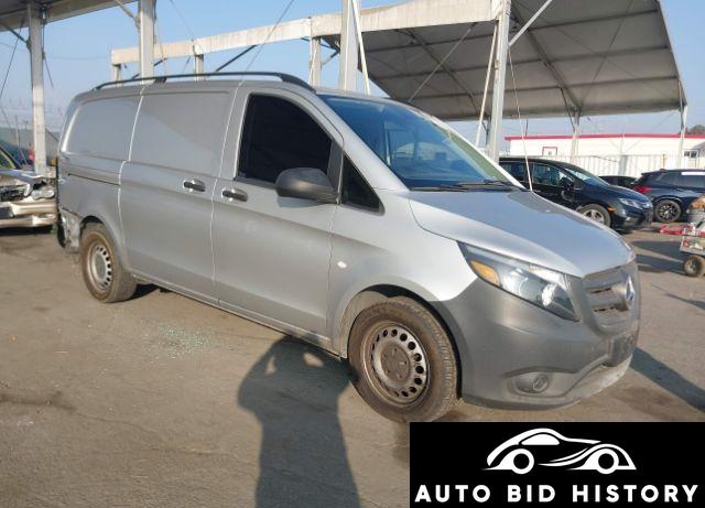 Mercedes-Benz Metris 2018 Silver 2.0L