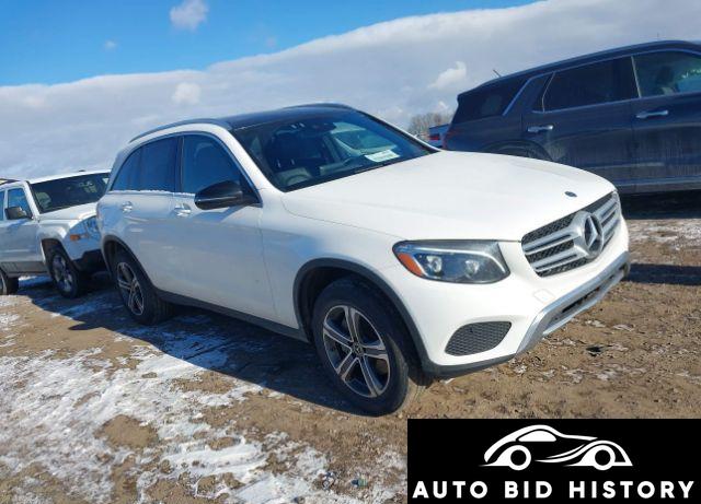 Mercedes-Benz Glc 300 4Matic 2018 White 2.0L