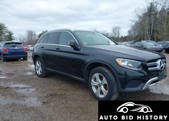 Mercedes-Benz Glc 300 4Matic 2017 Black 2L