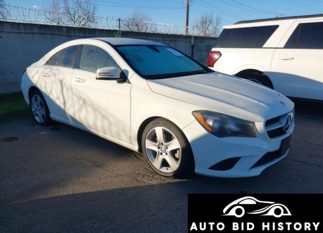 Mercedes-Benz Cla 250 2015 White 2.0L