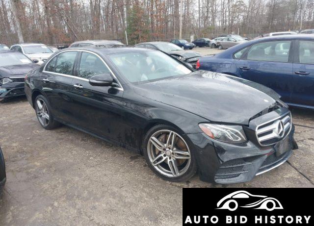 Mercedes-Benz E 300 4Matic 2017 Black 2.0L