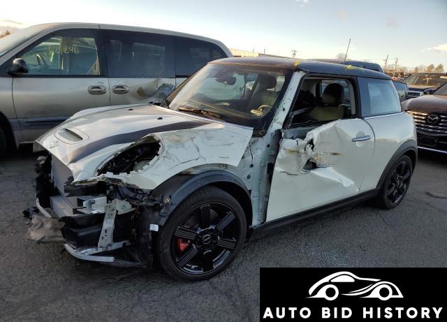 Mini Cooper S 2023 White 2.0L  4