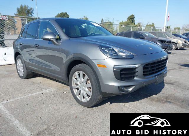 Porsche Cayenne 2016 Gray 3.6L