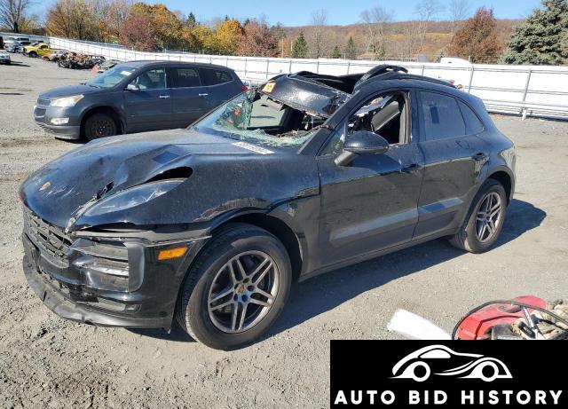 Porsche Macan 2021 Black 2.0L  4