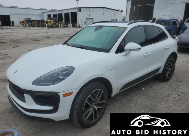 Porsche Macan 2022 White 2.0L  4