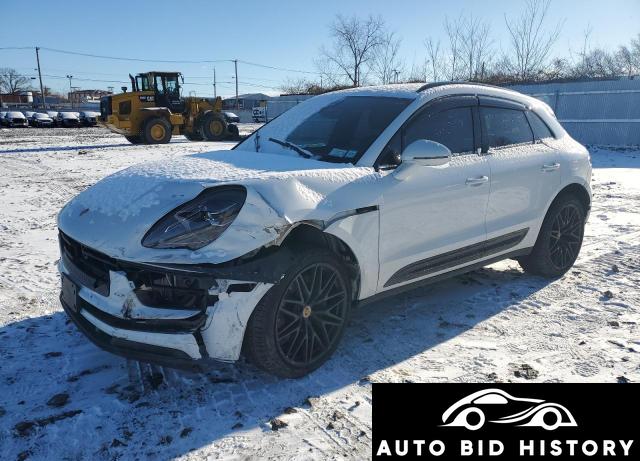 Porsche Macan Base 2023 White 2.0L  4