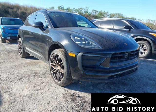 Porsche Macan T 2024 Black 2.0L