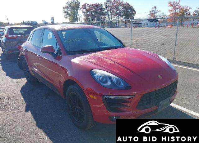 Porsche Macan Sport Edition 2018 Red 2.0L