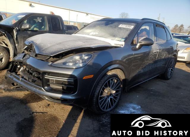 Porsche Cayenne Turbo 2022 Gray 4.0L  8