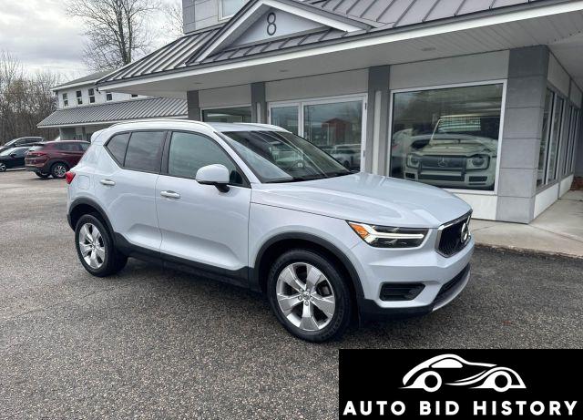 Volvo Xc40 T5 Momentum 2020 White 2.0L