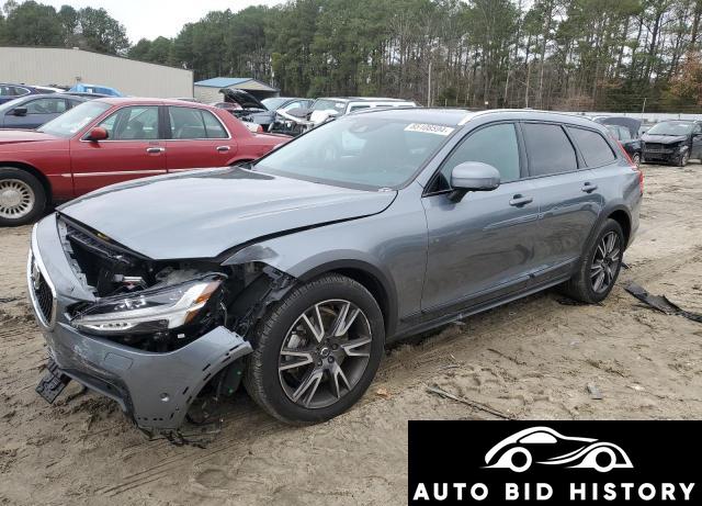 Volvo V90 Cross Country T6 Inscription 2017 Gray 2.0L  4