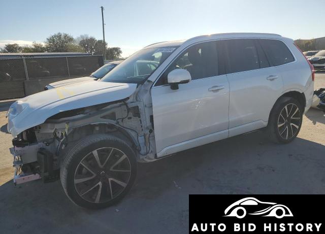 Volvo Xc90 T6 Momentum 2022 White 2.0L  4