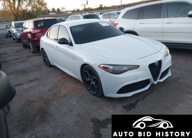 Alfa Romeo Giulia Sport Rwd 2019 White 2.0L