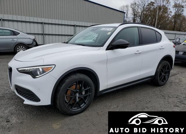 Alfa Romeo Stelvio Sport 2021 White 2.0L  4