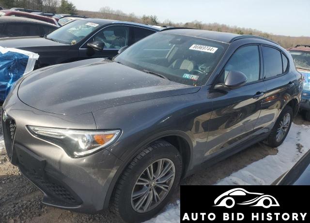 Alfa Romeo Stelvio 2022 Gray 2.0L  4