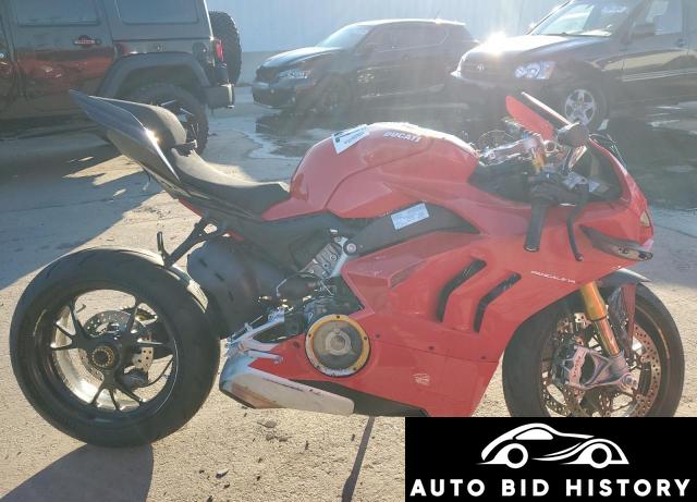 Ducati Panigale V4 2021 Red 4